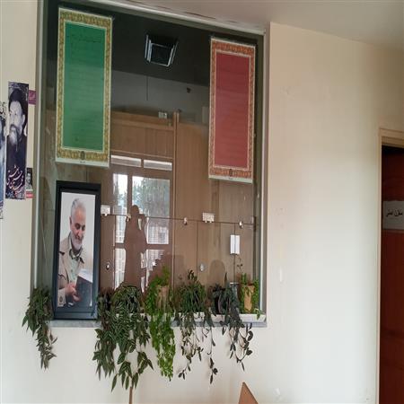 ورودی کتابخانه